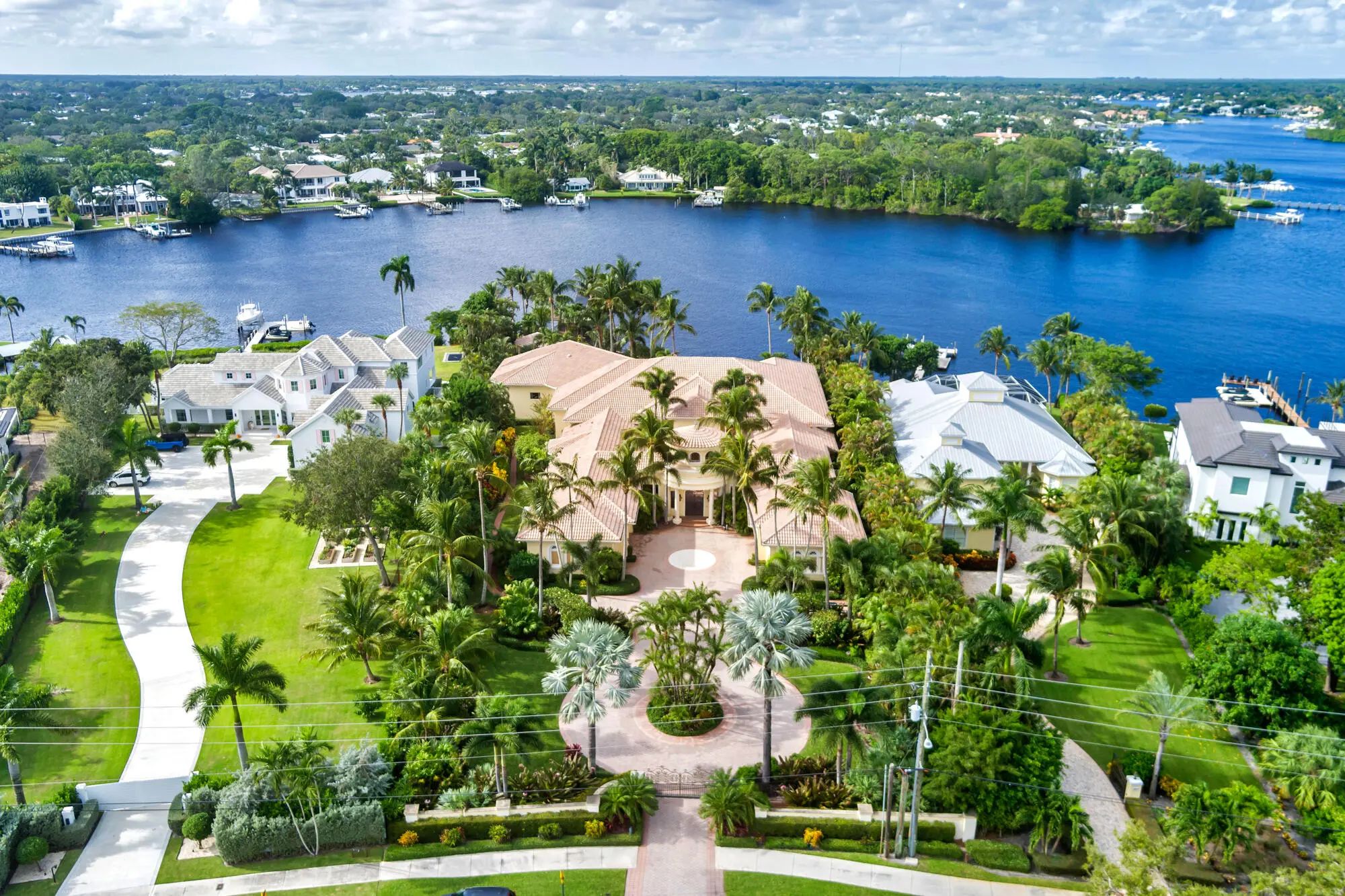 19223 Riverside Drive, Tequesta