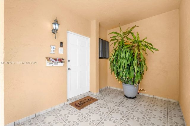 3 of 30 - 13715 Sw 84th Street #f, Miami, FL