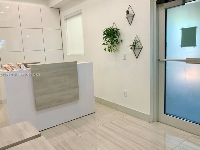 2 of 5 - 17100 Royal Palm Boulevard #1, Weston, FL