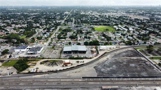 4 of 8 - 8650 Nw 36 Avenue, Miami, FL