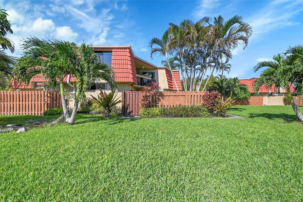 8392 Trent Court #c, Boca Raton