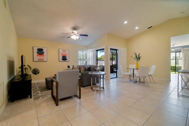 4 of 18 - 13335 Bedford Mews Court, Wellington, FL