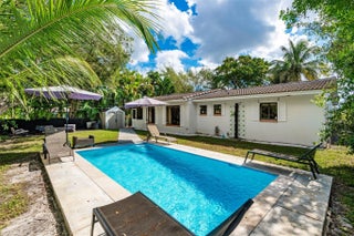 Photo of Listing #F10534961