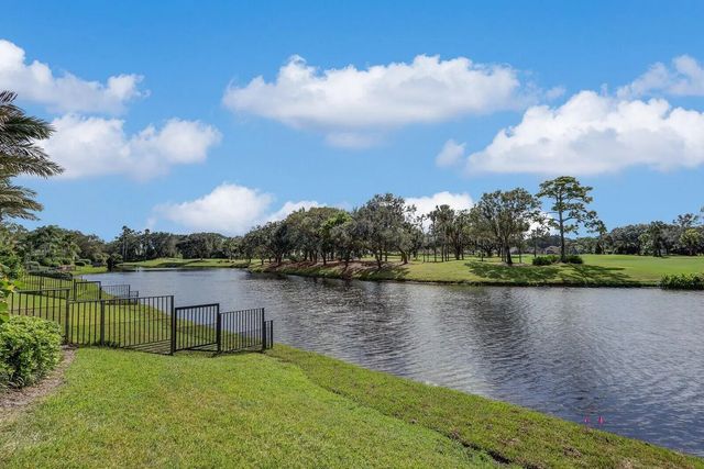 4 of 35 - 13315 Provence Drive, Palm Beach Gardens, FL
