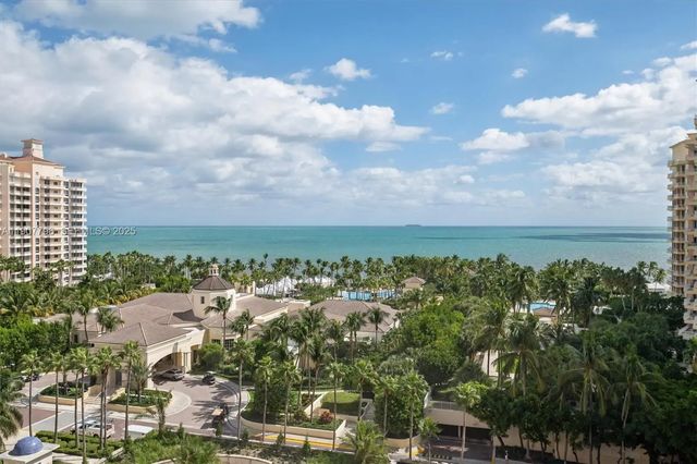 789 Crandon Boulevard #1005, Key Biscayne