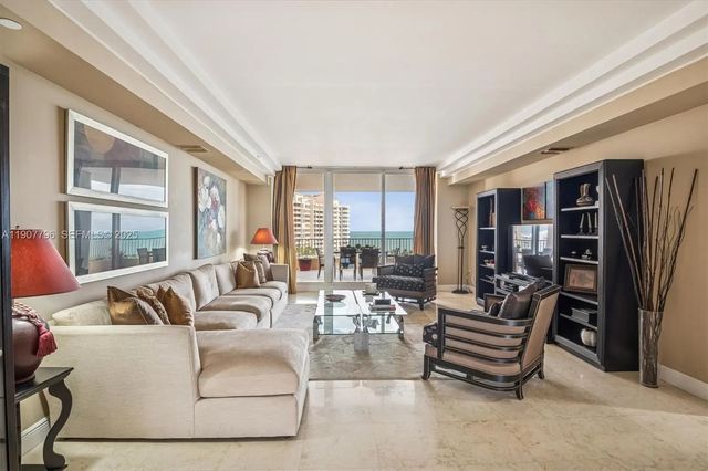 4 of 60 - 789 Crandon Boulevard #1005, Key Biscayne, FL