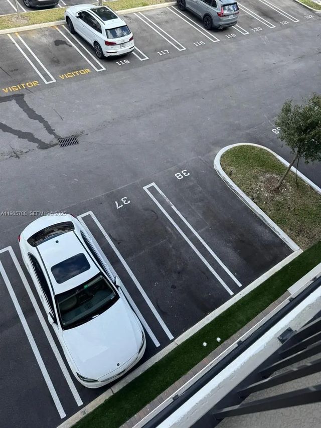 N/A, Doral