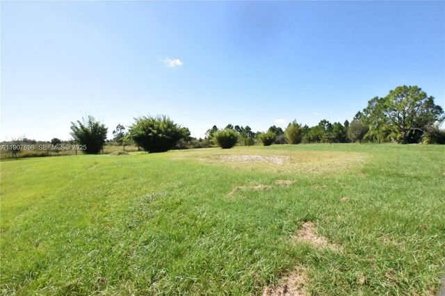 2 of 24 - 18036 Nw 272, Okeechobee, FL