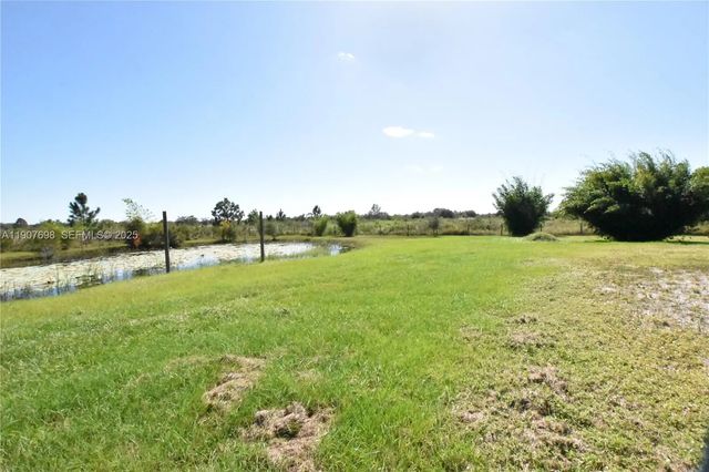 4 of 24 - 18036 Nw 272, Okeechobee, FL