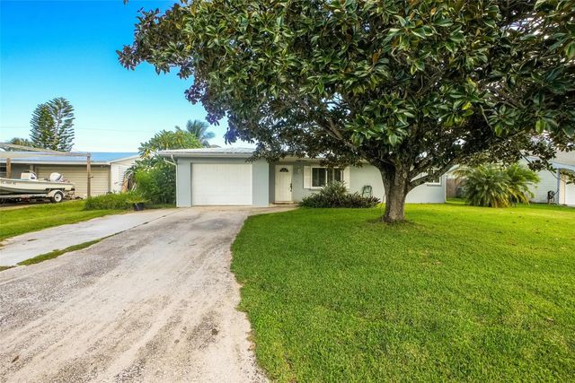 2 of 23 - 413 Willows Avenue, Port St. Lucie, FL