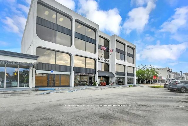 2691 E Oakland Park Boulevard #304, Fort Lauderdale