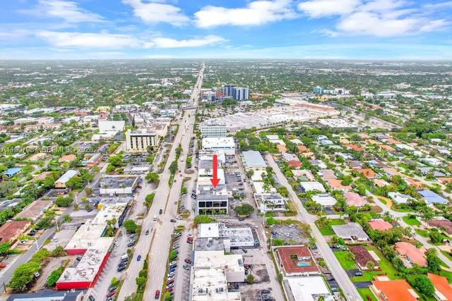 3 of 44 - 2691 E Oakland Park Boulevard #304, Fort Lauderdale, FL