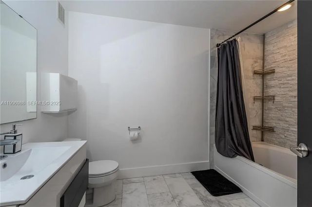 4 of 5 - 3310 Concert Lane, Margate, FL