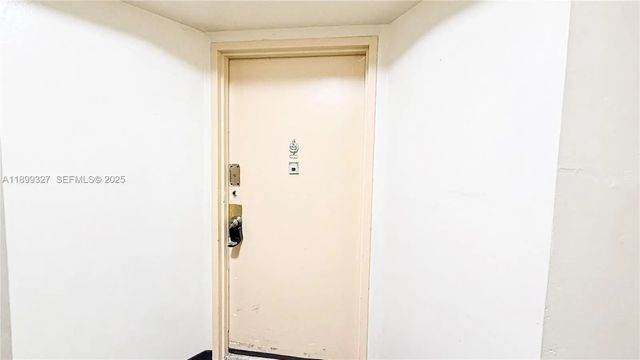 3 of 16 - 1351 Ne Miami Gardens Drive #1404e, Miami, FL