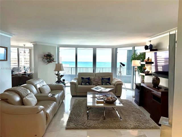 3 of 25 - 5200 N Ocean Drive #1801, Singer Island, FL