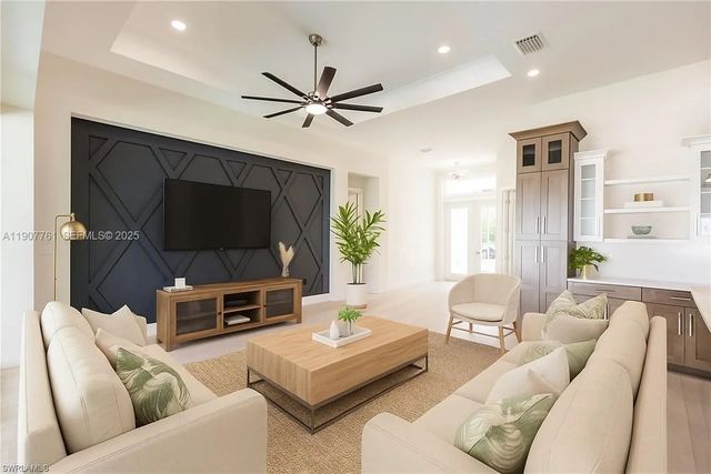 3 of 17 - 4000 Sw 16th Place, Cape Coral, FL
