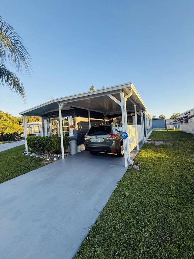 Photo of Listing #R11138059