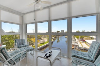 Photo of Listing #R11138073