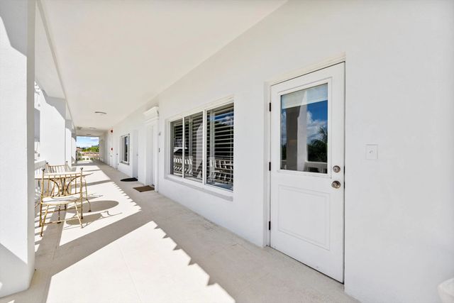 2 of 19 - 300 S Ocean Boulevard #4f, Palm Beach, FL