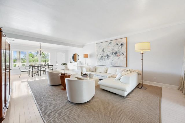 5 of 19 - 300 S Ocean Boulevard #4f, Palm Beach, FL