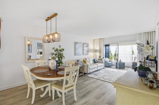 Photo of Listing #F10535329