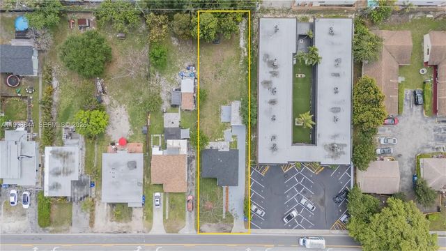 4 of 34 - 2462 Johnson Street, Hollywood, FL