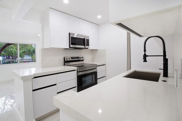 2 of 44 - 13250 Sw 7th Court #204l, Pembroke Pines, FL