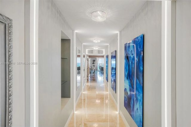 20201 E Country Club Drive #1903, Aventura