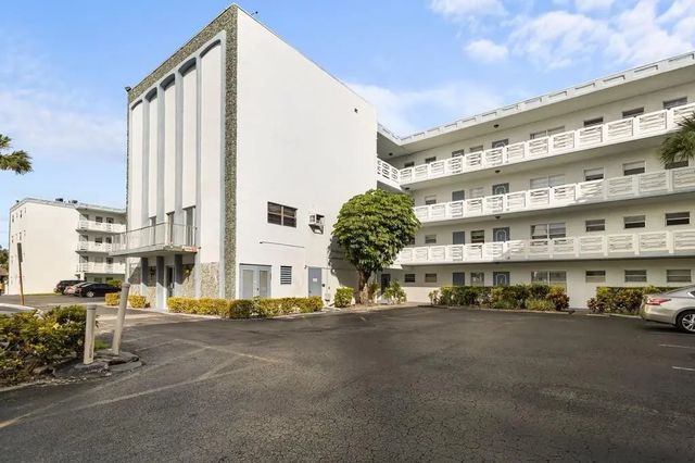 4090 Nw 42nd Avenue #309, Lauderdale Lakes