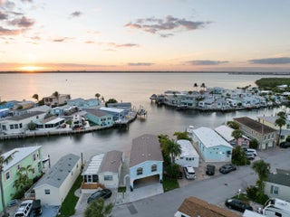 Photo of Listing #R11138325