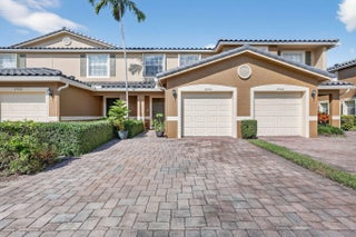 Photo of Listing #R11138367