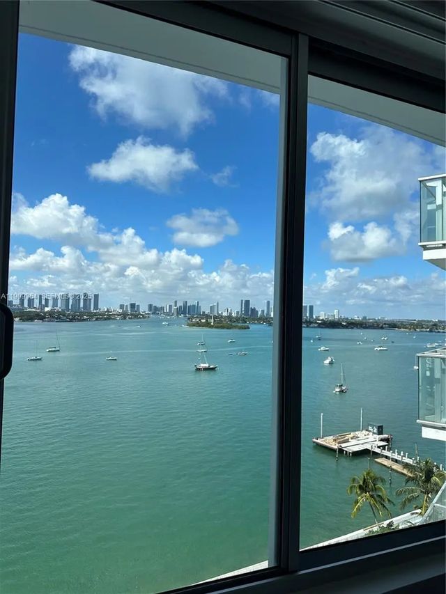 5 of 11 - 1100 West Avenue #1206, Miami Beach, FL