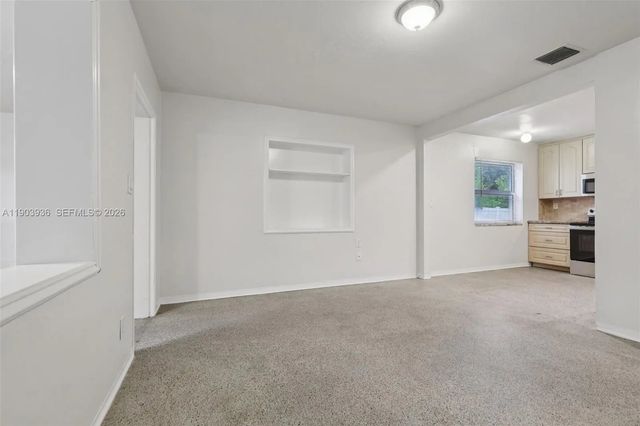 5 of 34 - 1213 Ne 13th Street, Fort Lauderdale, FL