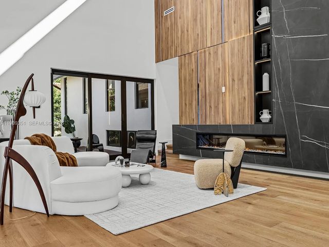 3 of 25 - 7910 Los Pinos Circle, Coral Gables, FL