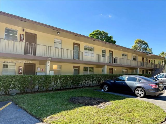 5 of 33 - 7310 Nw 1st Street #105, Margate, FL