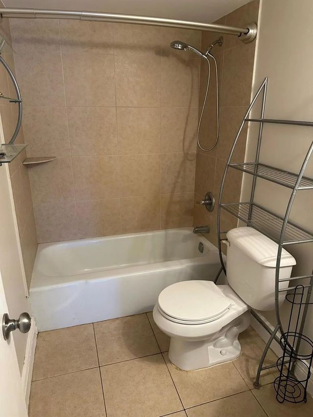 4 of 20 - 400 N Riverside Drive #102, Pompano Beach, FL
