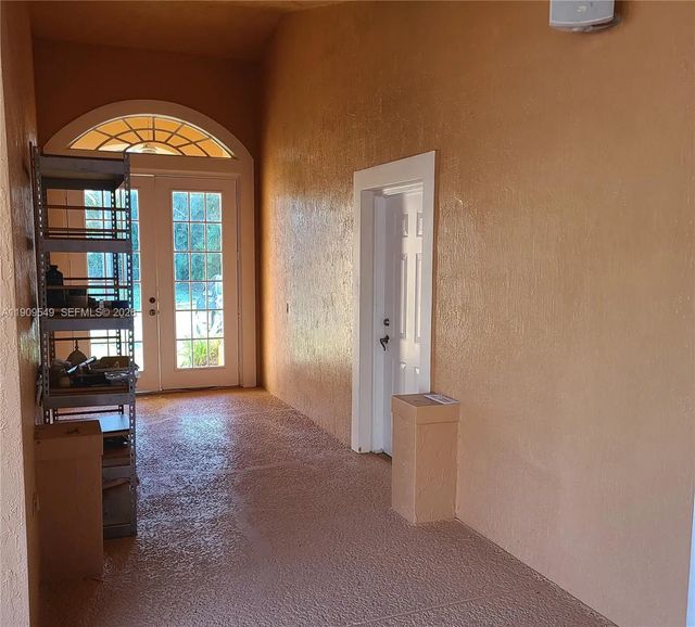 5 of 9 - 1881 Sw Elijah Avenue, Port St. Lucie, FL