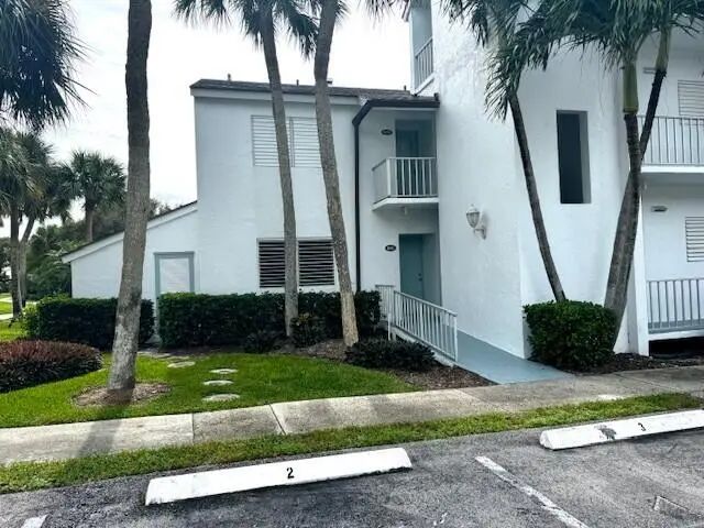 2 of 37 - 1550 Ne Ocean Boulevard #b101, Stuart, FL