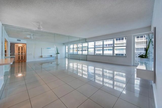 5 of 33 - 4010 Galt Ocean Drive #815, Fort Lauderdale, FL
