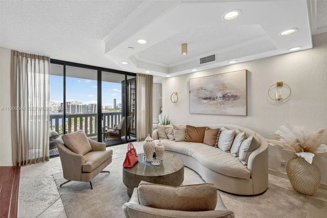 3 of 95 - 3000 Island Boulevard #1904, Aventura, FL