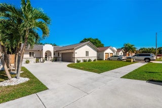 Photo of Listing #F10535597