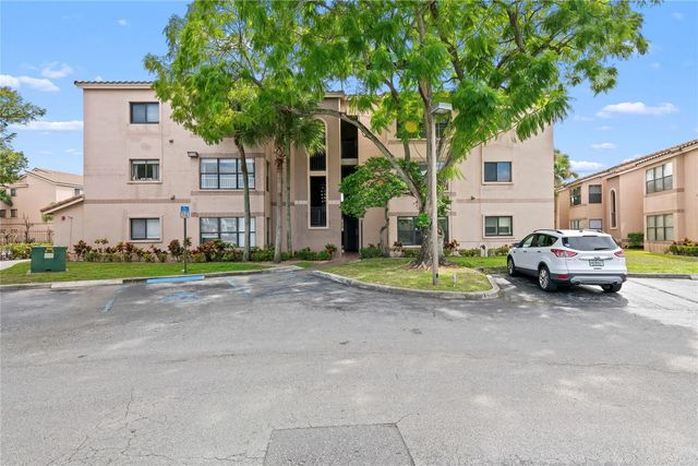 3 of 21 - 2906 S University Drive #10204, Davie, FL