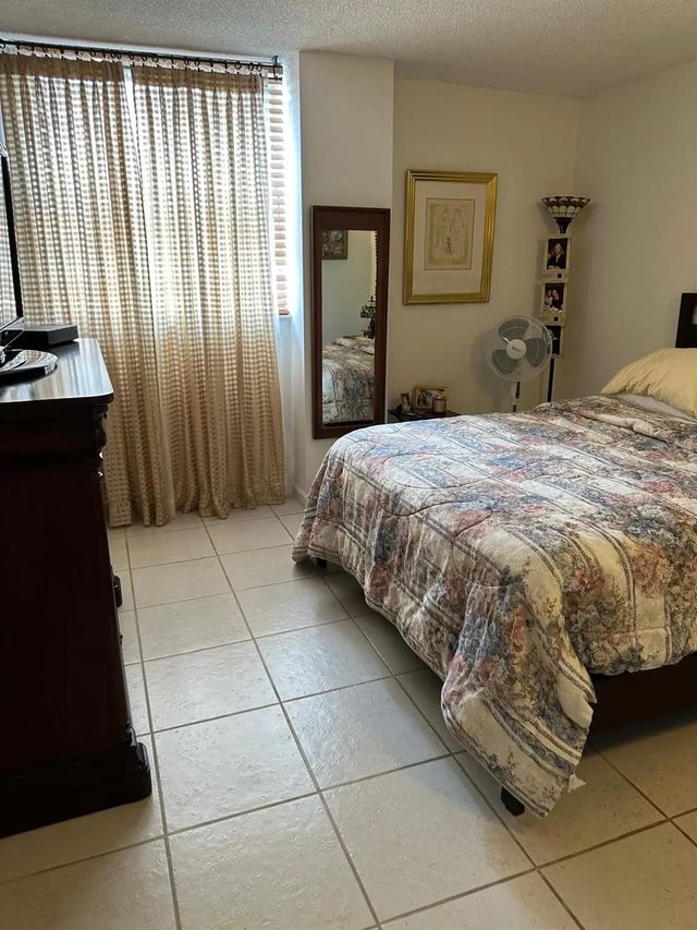 5 of 11 - 2821 Ne N Miami Beach Boulevard #3m, North Miami Beach, FL