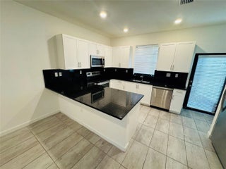 Photo of Listing #F10535584