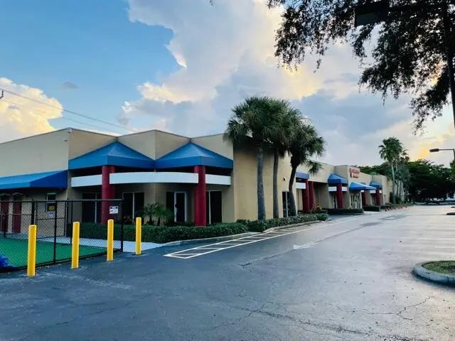 2 of 66 - 4480 S Tiffany Drive, Mangonia Park, FL