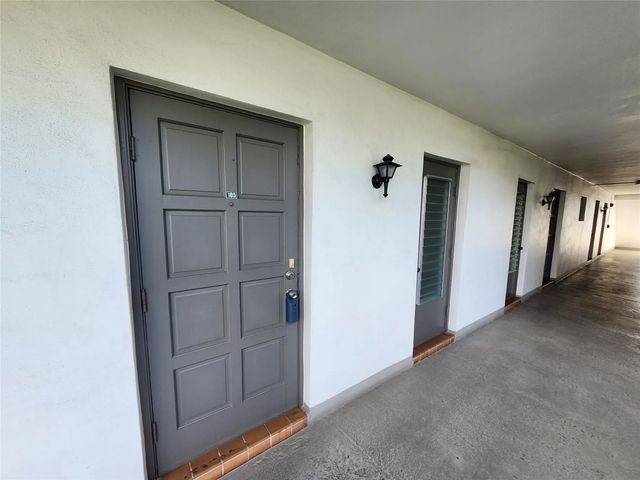 3 of 21 - 1201 Hillcrest Court #105, Hollywood, FL