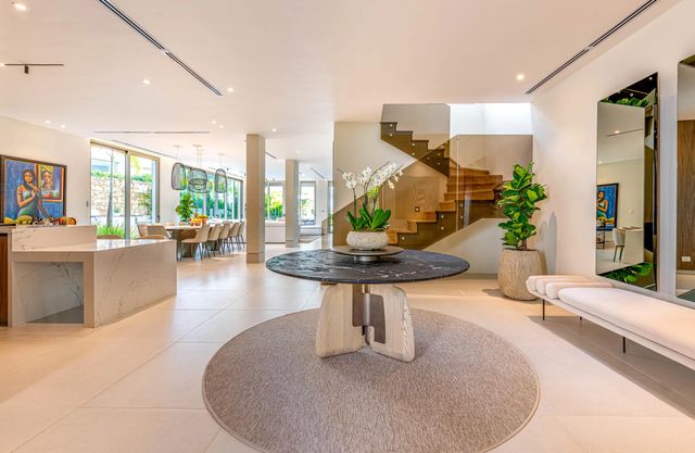 2 of 18 - 10 Los Altos Villa, , 