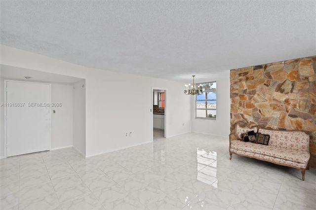 5 of 32 - 1351 Ne Miami Gardens Drive #406e, Miami, FL