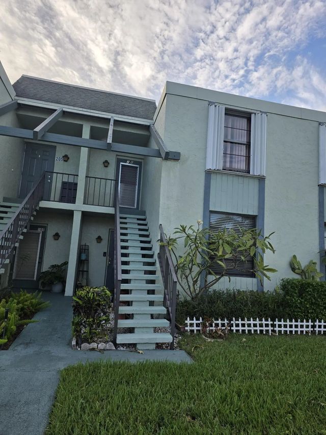 5 of 7 - 7410 Nw 18th Street #206, Margate, FL