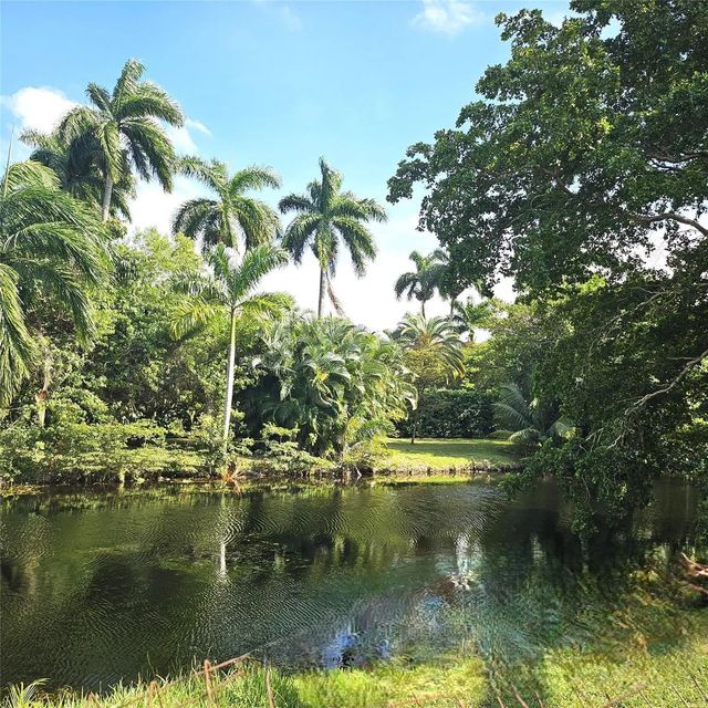 2 of 10 - 370 Nw 65th Avenue, Plantation, FL